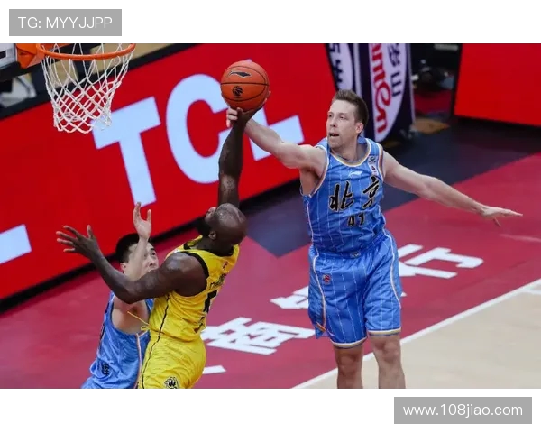 铁血防守让对手进攻陷入荒漠区